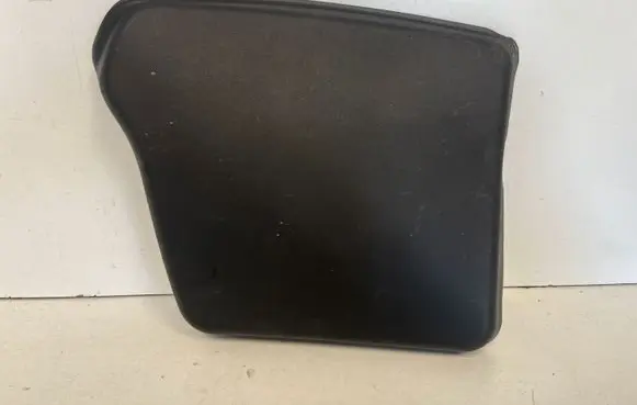 Audi Q5 SQ5 8R Rear light trim 8R0945425A