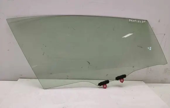 Toyota Prius xw60 Front door window glass four-door
