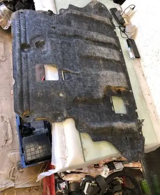 Ford Focus Engine splash shield/under tray