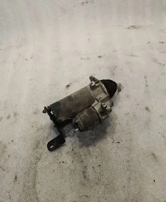 Opel Zafira A Starter motor