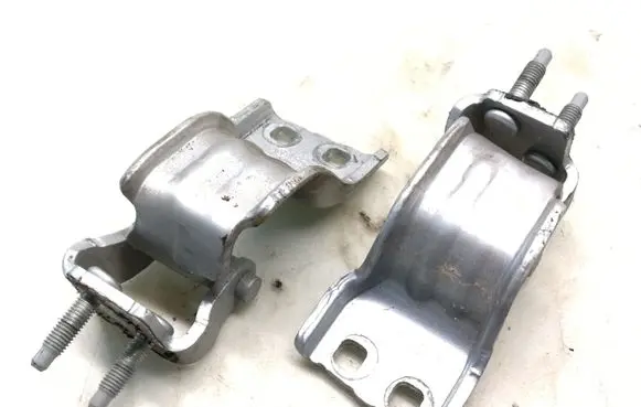 Volkswagen PASSAT B6 Tailgate/trunk/boot hinge 3C9827301D 3C9827302D