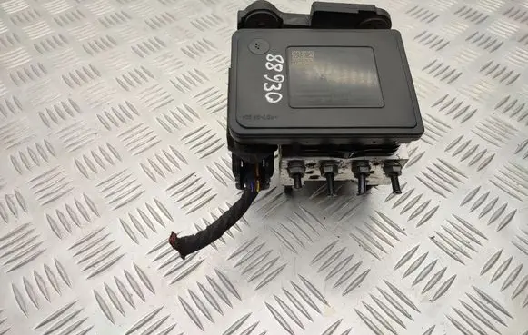Seat Leon (5F) ABS Pump 3Q0907379T 3Q0614517T