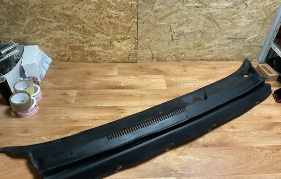 Dodge Journey Wiper trim 05116266AF 37612U1