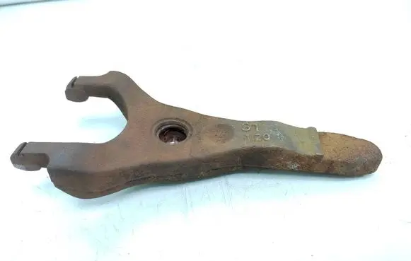Toyota Avensis T250 Clutch release arm fork 3120131