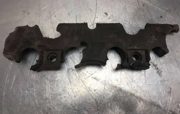 Volkswagen Transporter - Caravelle T5 other engine part 03L103954S