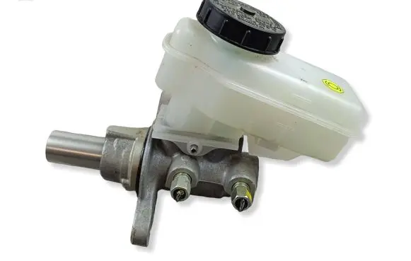 Nissan 370Z Master brake cylinder 