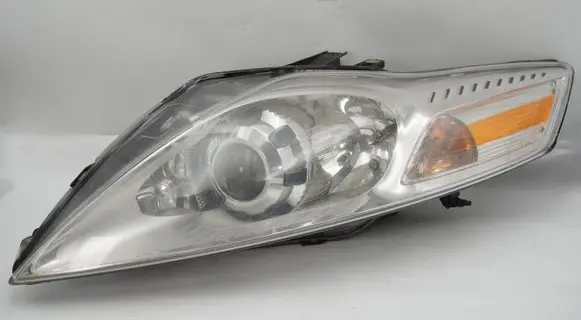 Ford Mondeo MK IV Headlight/headlamp 9285161296