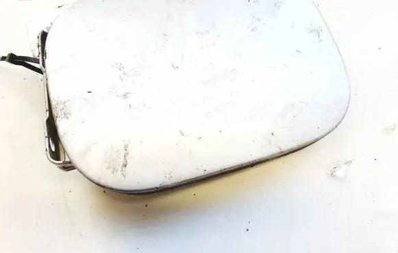 Mercedes-Benz C W203 Fuel tank cap a2035840039