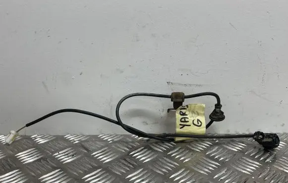 Toyota Yaris Rear ABS sensor wiring 8282152150