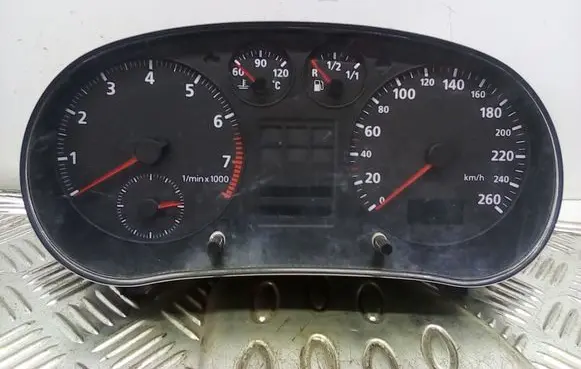 Audi A3 S3 8L Speedometer (instrument cluster) 8L0919860A