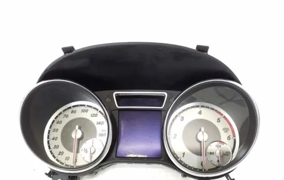 Mercedes-Benz GLA W156 Speedometer (instrument cluster) A1569004601