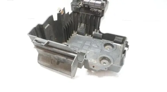 Renault Laguna II Battery tray 8200183327