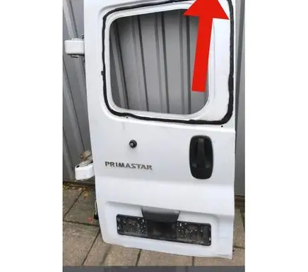 Renault Trafic II (X83) Third/center stoplight 93850108 8200209522A