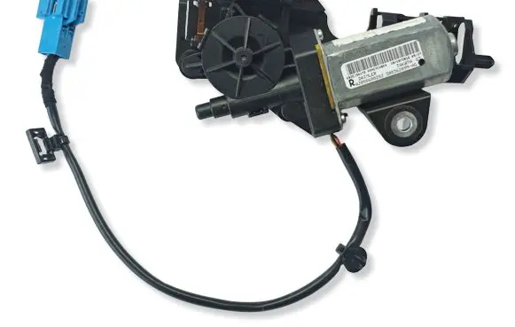 Mercedes-Benz C W205 Seat belt adjustment motor A2058600282 KR2EJ9517D 308362899AG