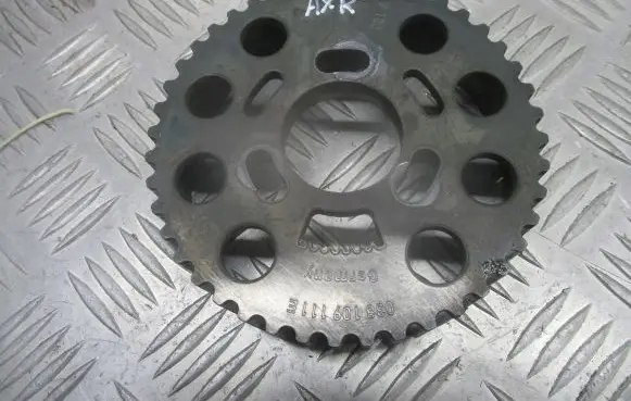 Skoda Octavia Mk1 (1U) Timing chain sprocket 038109111E