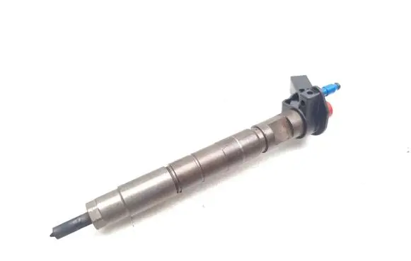 Fuel injector
