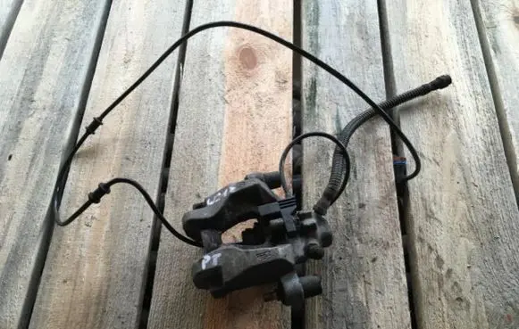 Mercedes-Benz E W212 Rear brake caliper