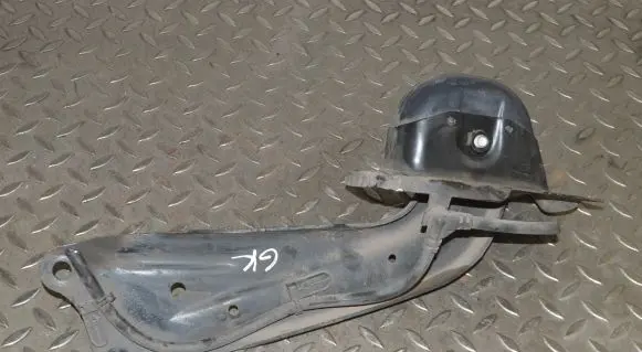 Rear upper control arm/wishbone