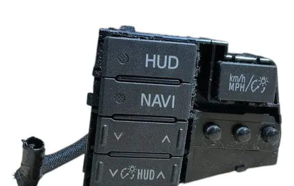 Toyota Prius (XW50) Other switches/knobs/shifts 75D800 8034K02