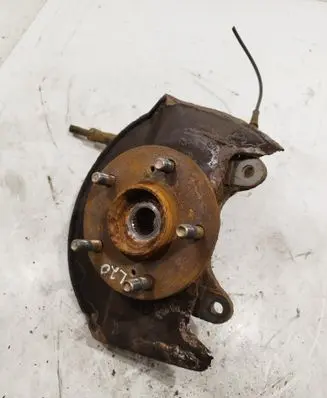 Honda HR-V Front wheel hub spindle knuckle