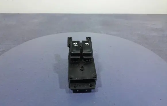 Hyundai i20 (PB PBT) Electric window control switch 202008159
