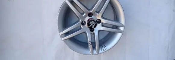 Peugeot 308 R17 alloy rim 9673739077