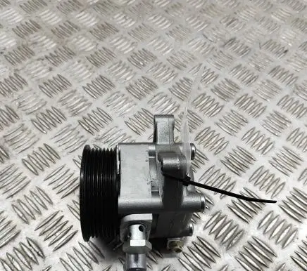 Iveco Daily 6th gen Power steering pump 5801893653 7612955128