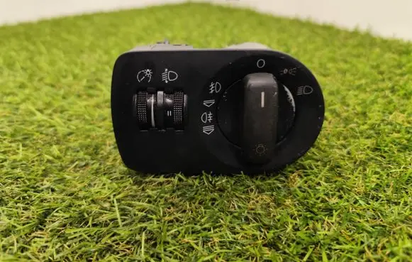 Audi A3 S3 8P Light switch 8P2941531L 04056773