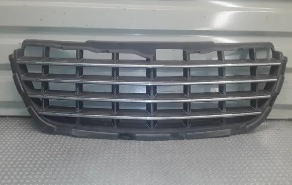 Chrysler Pacifica Front bumper upper radiator grill 04857626AA