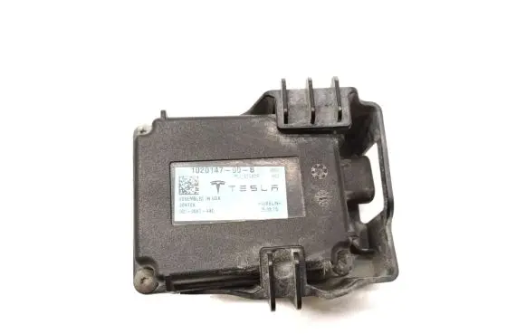Tesla Model S Other control units/modules 1020147-00-B