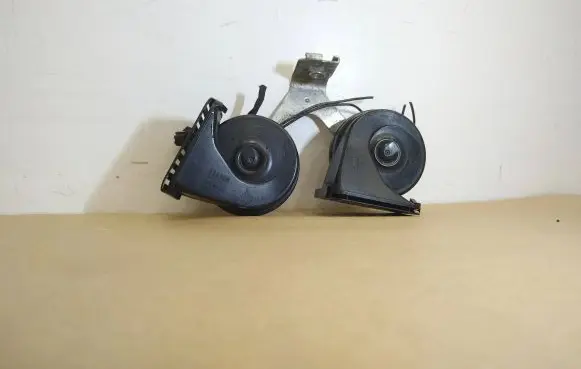 Ford Fiesta Horn signal H1BT13A803AF