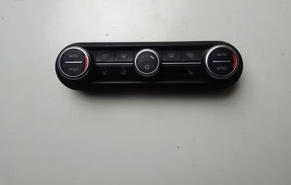 Alfa Romeo Giulia Air conditioner control unit module 01561303480