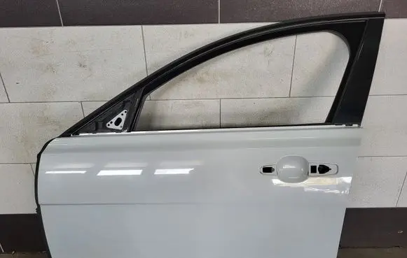 Jaguar XF X260 Front door 