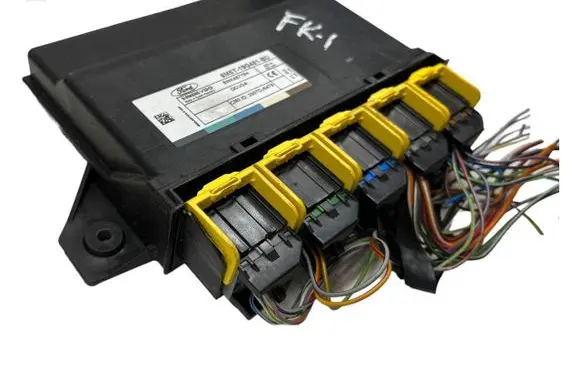Ford Kuga I Comfort/convenience module 8M5T19G481BD 5WK48779H