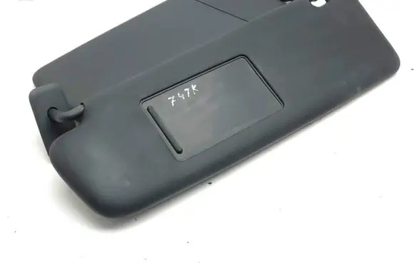 Porsche Cayenne (92A) Sun visor