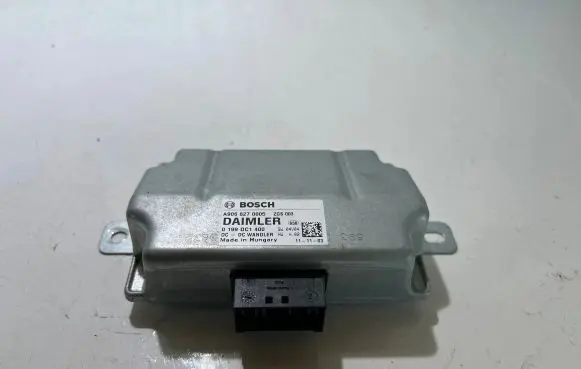Mercedes-Benz Vito Viano W639 Voltage converter/converter module A9068270005 ZGS003 0199DC1400