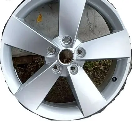 Skoda Karoq R17 alloy rim 57A601025F 57A601025H