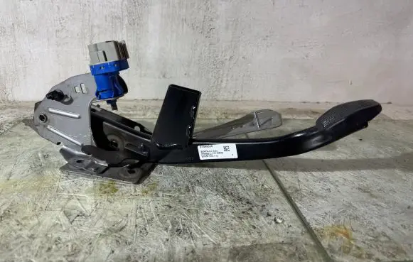 Volvo V40 Brake pedal 31445636 BQ6FACJ