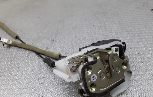 Honda Accord Front door lock
