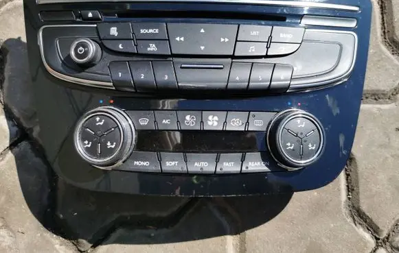 Peugeot 508 Climate control unit 98023795XZ E1077081
