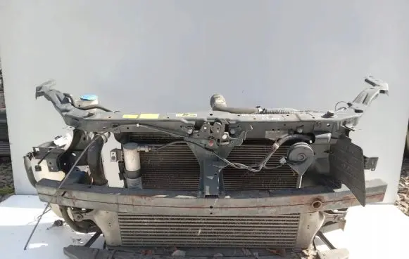 Nissan Qashqai Front piece kit 