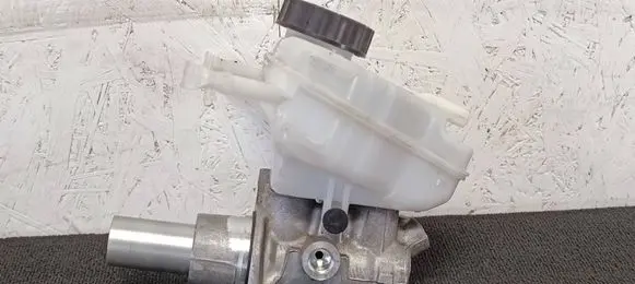 Mercedes-Benz E W213 Master brake cylinder A2054300002