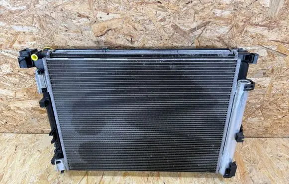 Renault Clio V Radiator set 214810411R 214105FA0B 92100-5FA0A
