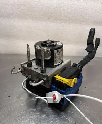 Renault Scenic III - Grand scenic III Master brake cylinder