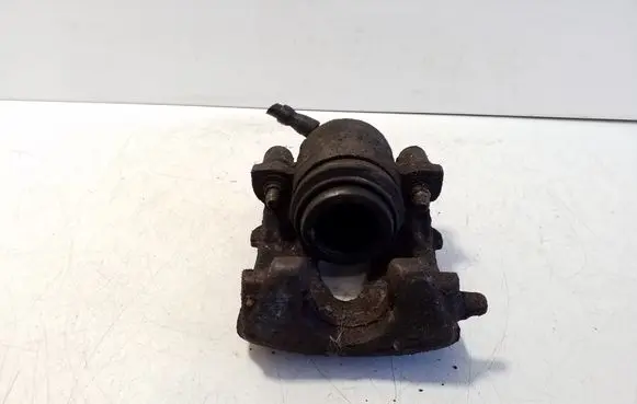 Volkswagen Golf V Front brake caliper 
