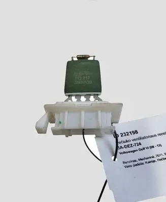 Volkswagen Golf VI Heater blower motor/fan resistor