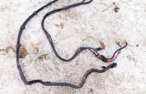 Mini One - Cooper R50 - 53 Positive cable (battery)