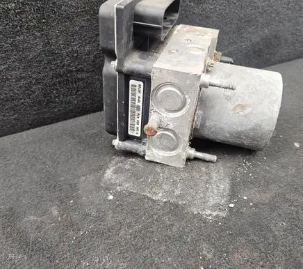 Audi A4 S4 B7 8E 8H ABS Pump 8E0910517H 8E0614517BF
