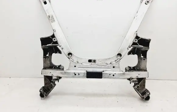 BMW 7 E65 E66 Front subframe 6752294
