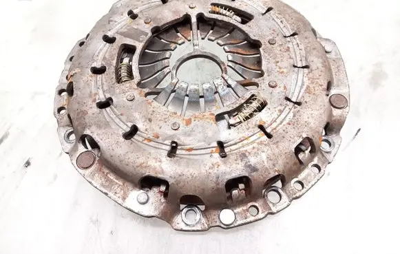 BMW 3 E90 E91 Pressure plate 7563287 21217563287